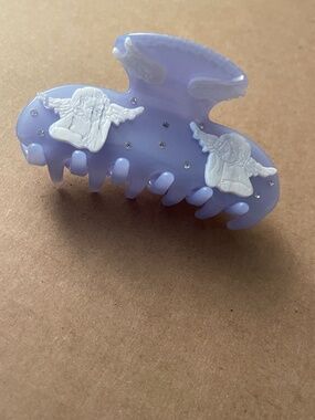 Emi Jay hair clip